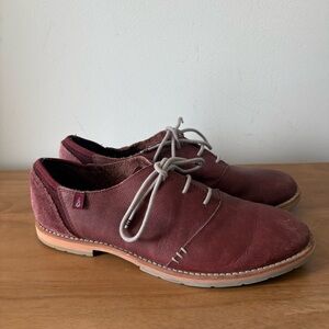 Ahnu Leather Oxford Shoes Burgundy Lace Up Comfort 9.5